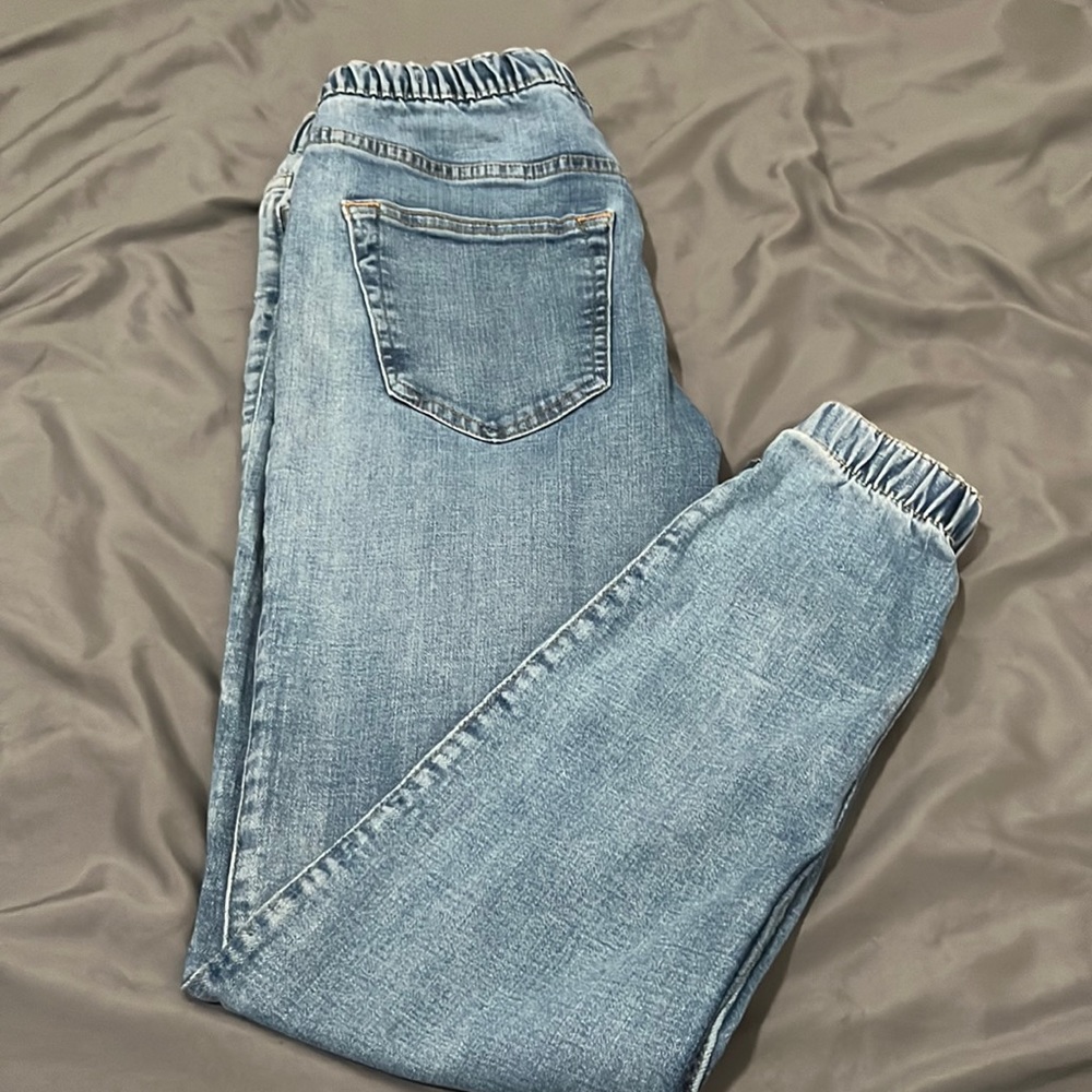 Hollister joggers size small